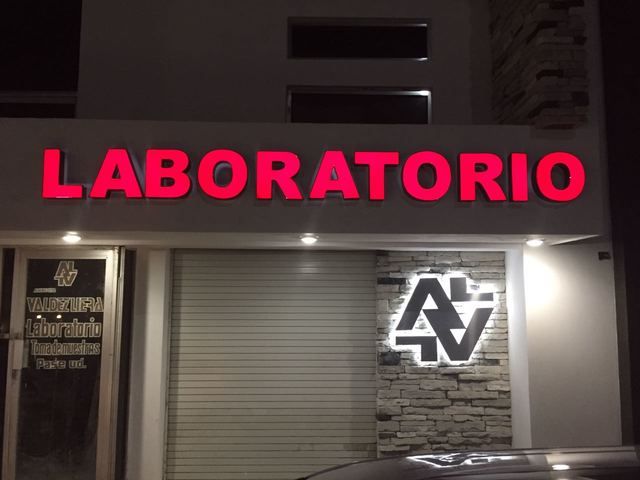 Proyecto Techno Signs